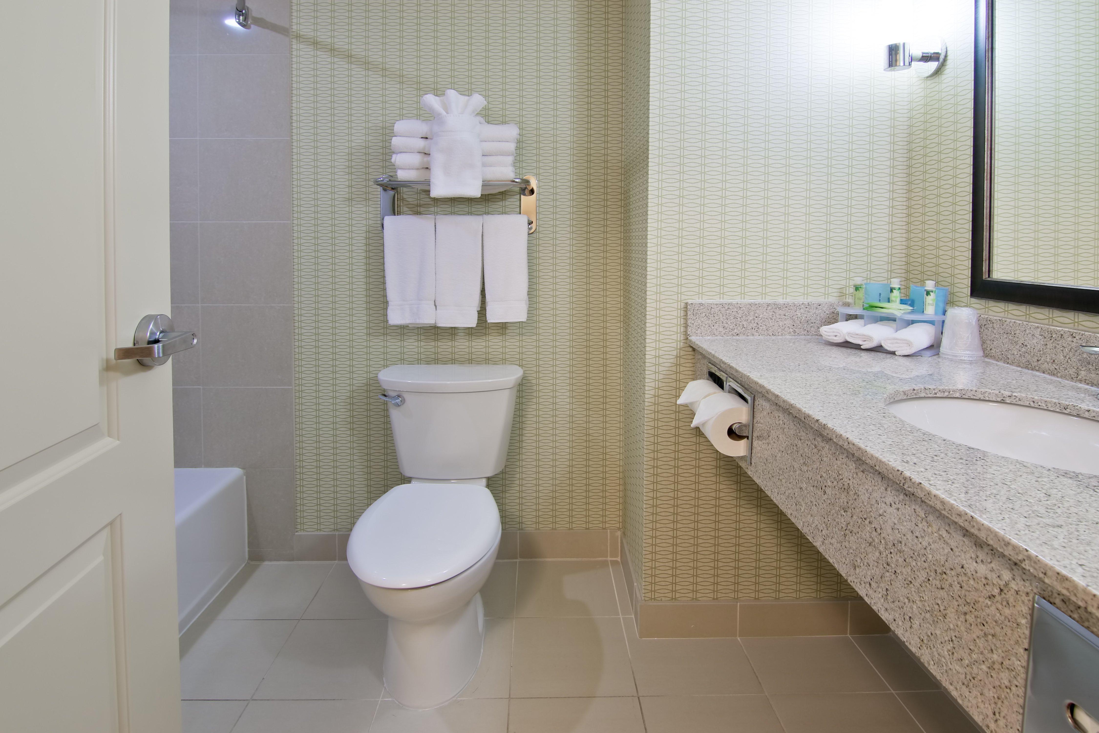 Hotel Wingate By Wyndham Saskatchewan Fort Saskatchewan