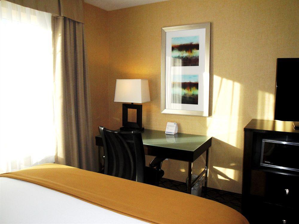 Wingate By Wyndham Saskatchewan Hotel