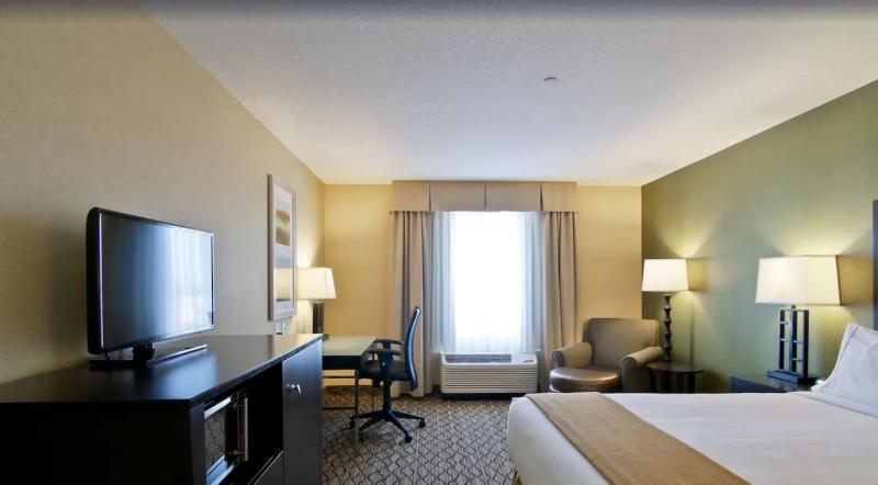 Wingate By Wyndham Saskatchewan Hotel