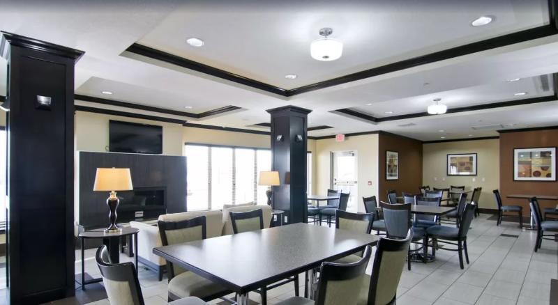 Wingate By Wyndham Saskatchewan 2*
